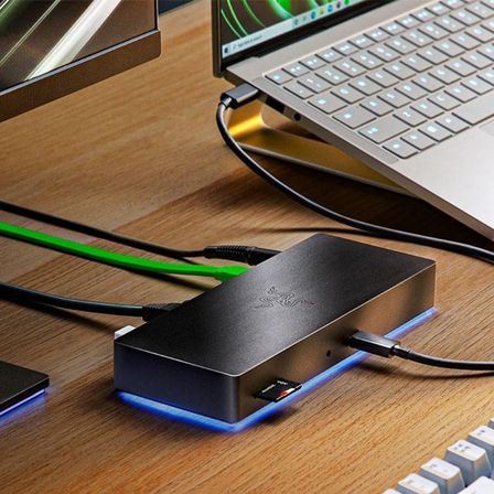 Thunderbolt 4 och USB4-hubbar och dockningsstationer